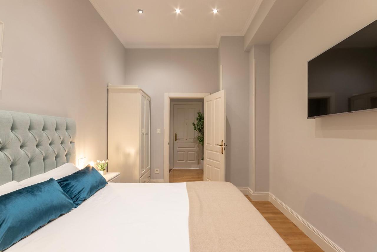 Amplio Y Elegante En Casco Viejo Con Parking Apartamento Bilbau Exterior foto